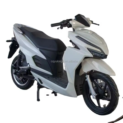 Elektrische scooter met 17 inch band en 3000W 72V 30ah lithiumbatterie